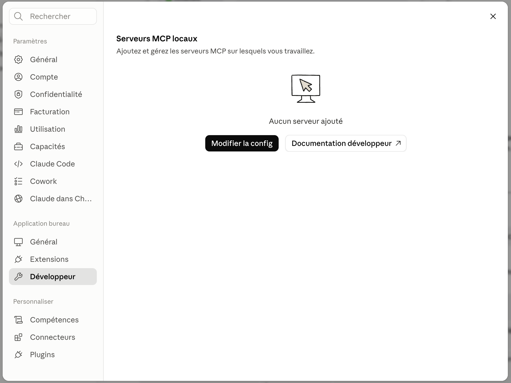Dans Claude Desktop, Réglages puis Développeur, tes serveurs MCP locaux et le bouton pour ouvrir la config.